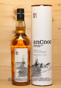 An Cnoc 12 Jahre mit 40,0% - Highland single Malt scotch Whisky distilled by the Knockdhu Distillery