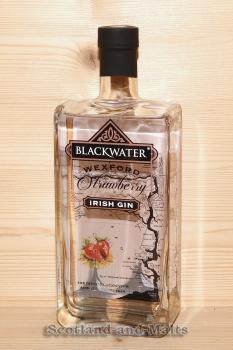 Blackwater Wexford Strawberry Irish Gin mit 40,0% von der Blackwater Distillery - Gin aus Irland