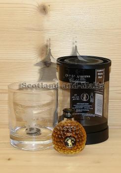 Old St. Andrews Clubhouse - Premium Blend Scotch Whisky - Golfball Miniatur + Whisky Glas