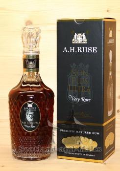 A.H. Riise Non Plus Ultra Very Rare mit 42,0% - Superior Spirit Drink made from Premium matured Rum