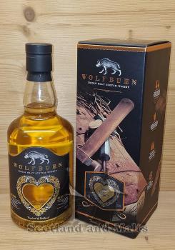 WOLFBURN Love Potion 2022 - Oloroso Sherry Hogsheads + Fresh Bourbon Barrels single Malt scotch Whisky mit 46,0% - Wolfburn Distillery