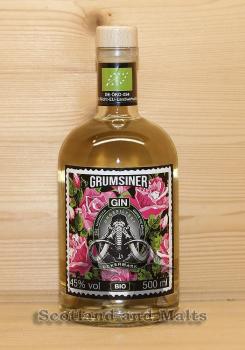 Grumsiner Bio Gin mit Rosenblätter, mit 45,0% in 500ml aus der Grumsiner Brennerei in der Uckermark (DE-ÖKO-006)