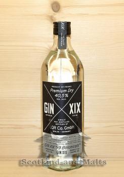 Gin XIX Premium Dry mit 40,5% Gin aus Frankreich - LQR Co.
